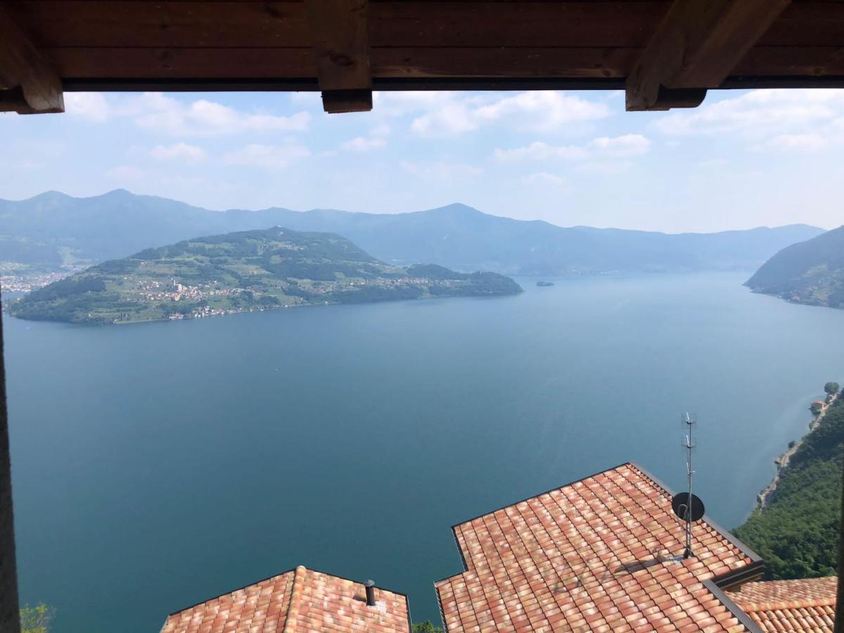 La Villetta In Residence Con Piscina E Vista Lago Parzanica Luaran gambar